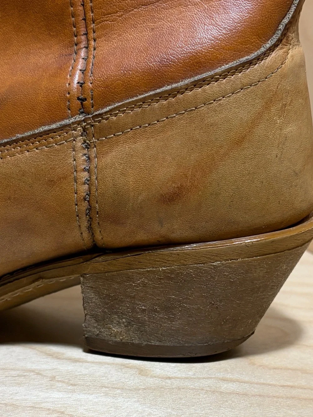 Vintage Men's Dingo Boots Size 10.5 D Tan Color